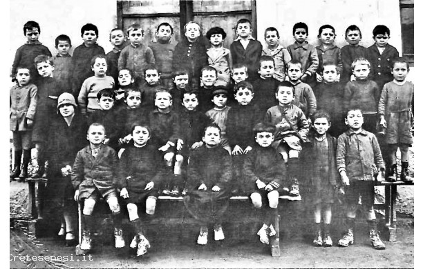 1924, stimato - Seconda Elementare numerosa