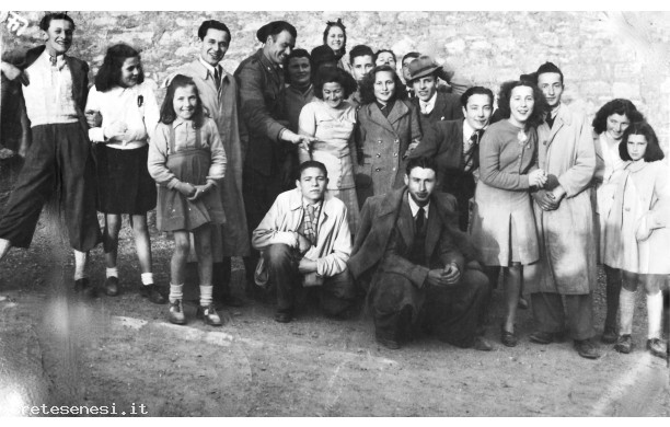 1943? - Gruppo di giovani ascianesi