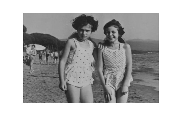 1956, Luglio - Bambine ascianesi in colonia  a Follonica