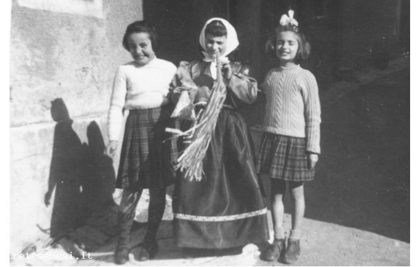 1957 - Tre mascherine in Bartolenga