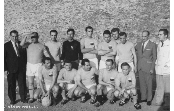 1959? - Giocatori di Asciano nella squadra del Siena