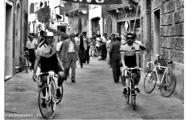 1991, Sabato 28 Settembre - 10 Torneo Donatori: I ciclisti all'arrivo