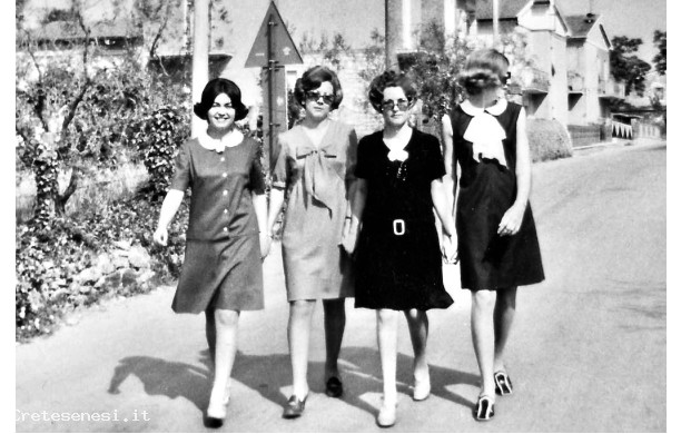 1965 - Bellezze a spasso