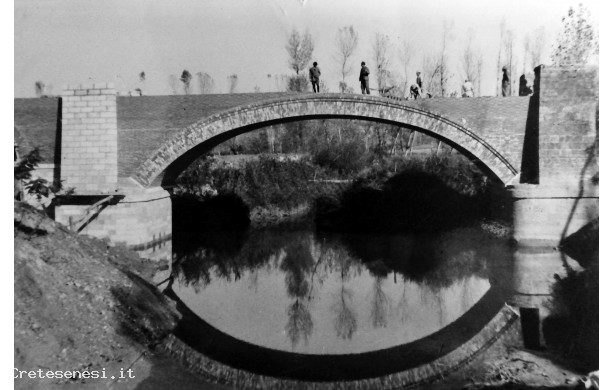 1947 - Il Ponte Ferroviario sull'Ombrone