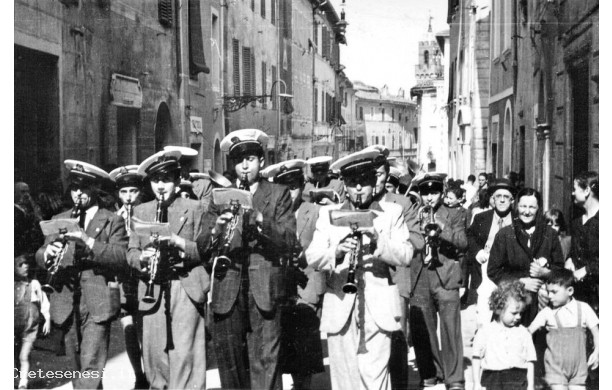 1952? - La Banda sfila per Corso Matteotti