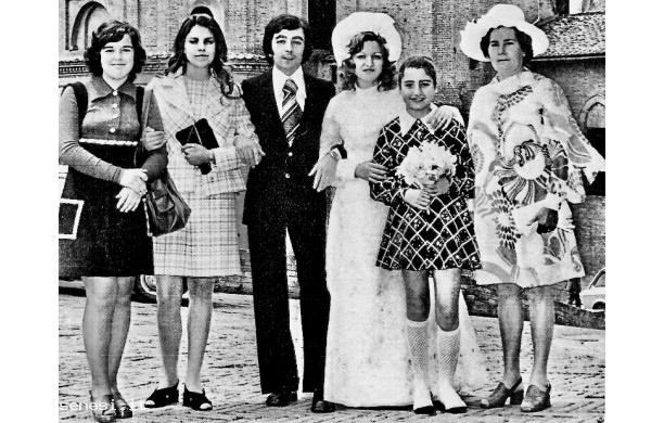 1973, Sabato 19 Maggio - Elio e Gabriella, sposi a Monte Oliveto Maggiore