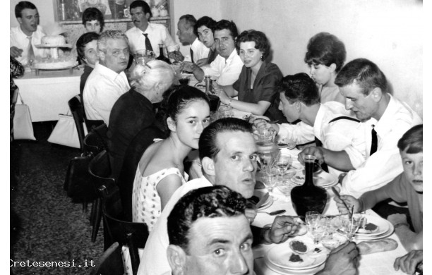 1963, Luned 29 Luglio - Parenti stretti della sposa, al pranzo di nozze