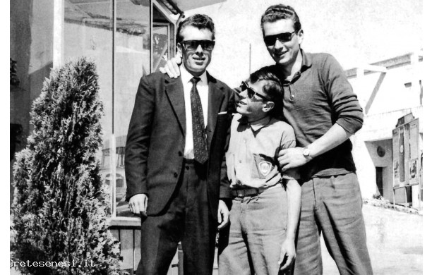 1963? - Sandrino benzinaio della FINA, con gli amici