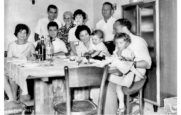 1961, 2 Luglio - Incontro fra parenti ad Abbadia San Salvatore