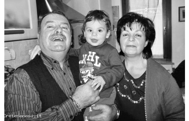 2012 - Nonni e nipote, tutti felici