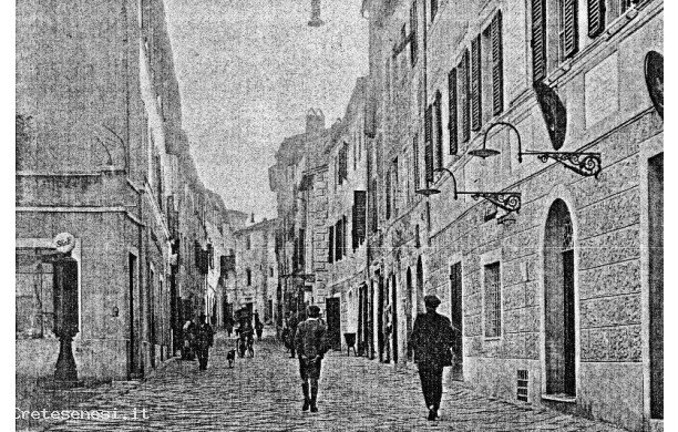 1930 - Birillo e Negozi lungo il Corso Vittorio Emanuele