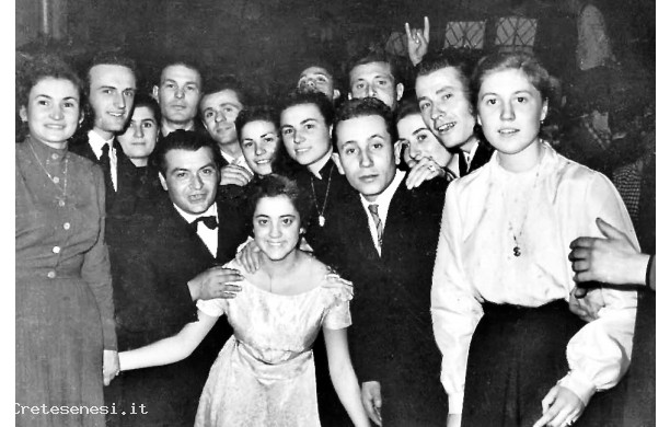 1957 - Carnevale al Ravvivati con i soliti noti