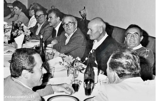 1984 - Cena dei Menciaioli, i fratelli Maremmi a capo tavola
