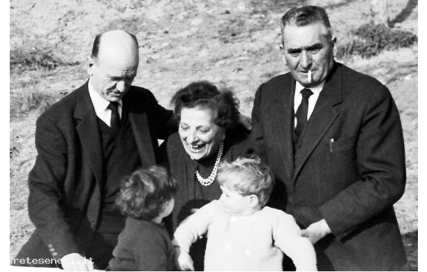 1964 - Gino e Annina Franci con l'amico Palmiero