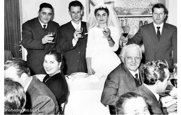 1962, Domenica 30 Dicembre - Brindisi al pranzo di nozze