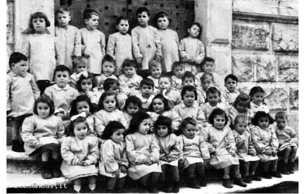 1949 - Gruppo bambini dellAsilo nati dal 1944 al 1947