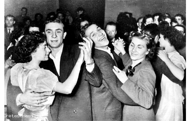 1953 - Giovani ballerini al Ravvivati