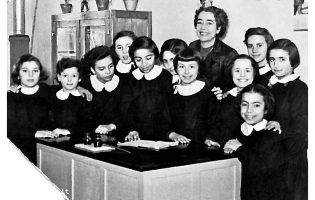 1954, 13 Febbraio - Quinta Elementare Femminile