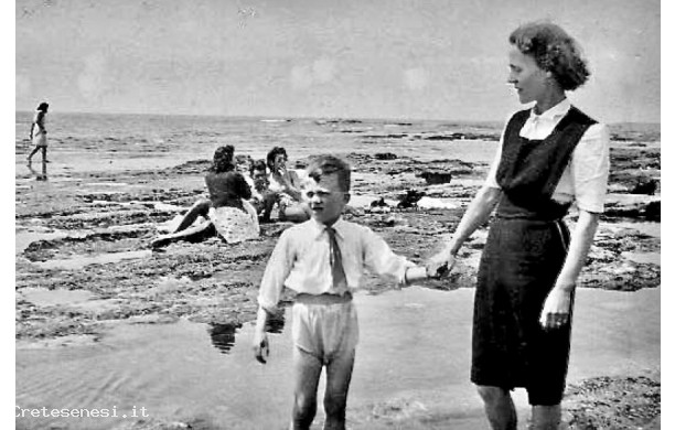 1947, 5 di Maggio - Gita al mare