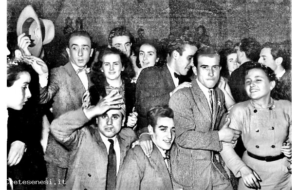 1953? - Festa di Carnevale al Ravvivati