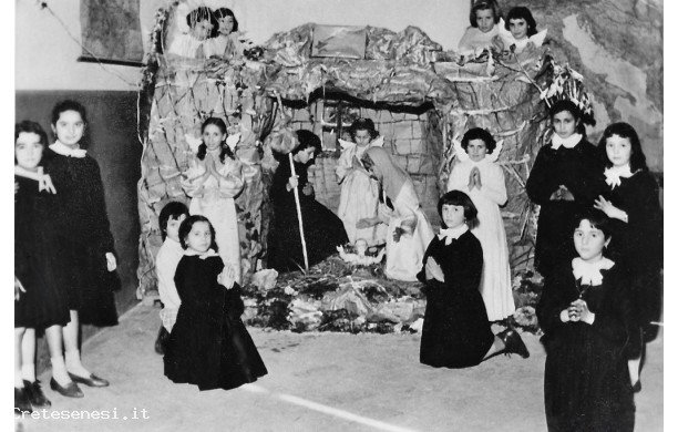 1957 - Il Presepe vivente alla  Scuola Elementare