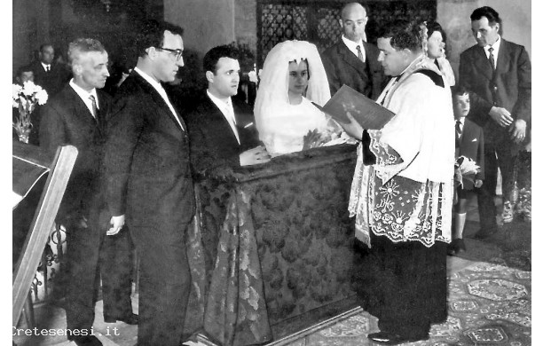 1965, Mercoled 15 Maggio - Don Donato celebra il matrimonio di Otella