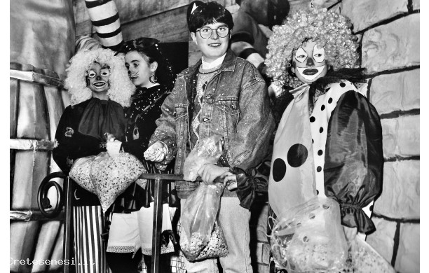 1989 - Maschere parruccone in trasferta