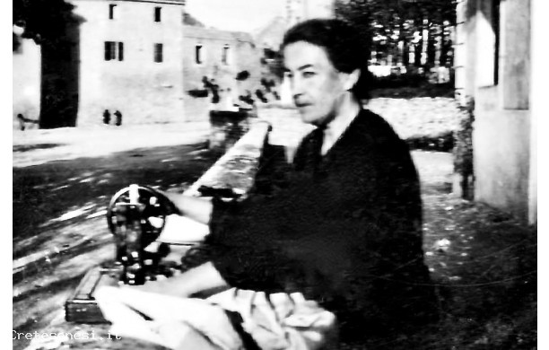 1940 - L'Angiolona che fa la sarta