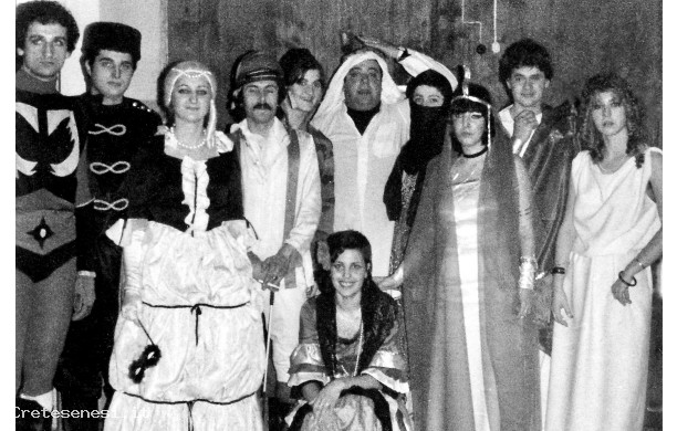 1976? - Gruppo di belle mascherine