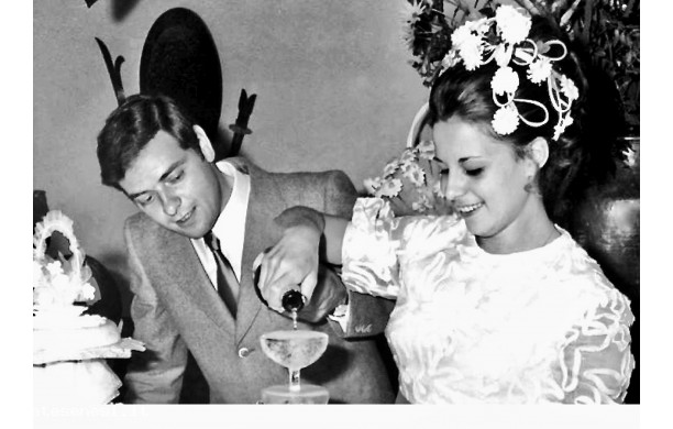 1969, Luned 15 settembre - Gli sposi al termine del pranzo di nozze