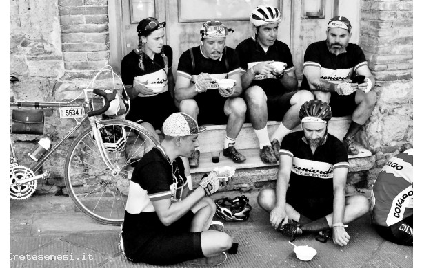 2023, Sabato 30 Settembre - L'Eroica e la ribollita che si gusta in compagnia